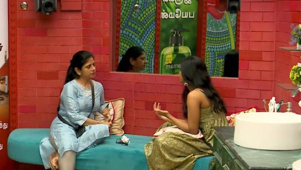 பிக்பாஸ் வீட்டுக்குள் வந்த கேபியின் அம்மா.. ஆரியை பார்த்து என்ன சொன்னாங்க பாருங்க!