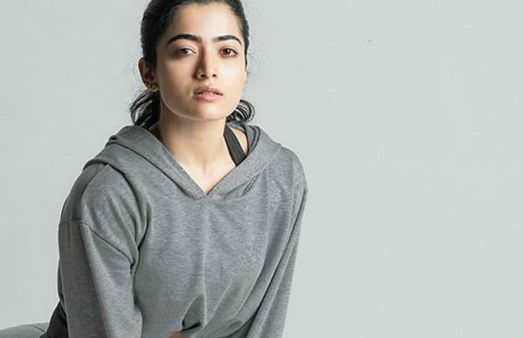 தம்மாத்தூண்டு டவுசரில் ரஷ்மிகா மந்தனாவின் ஜிம் போட்டோ ஷூட்.. ஜொள்ளு விடும் ரசிகர்கள்