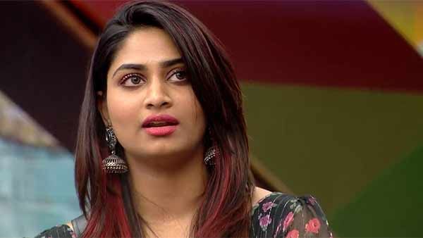 இந்த வாரம் இவர்தானா? கடைசியில் நடந்த அதிரடி திருப்பம்.. பிக்பாஸ் வீட்டில் நாமினேட் ஆனவர்கள் லிஸ்ட்!