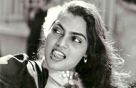 இன்றைய இளசுகளையும் விட்டுவைக்காத சில்க் ஸ்மித்தா..காந்த கண்ணழகியின் 60வது பிறந்த நாள் !