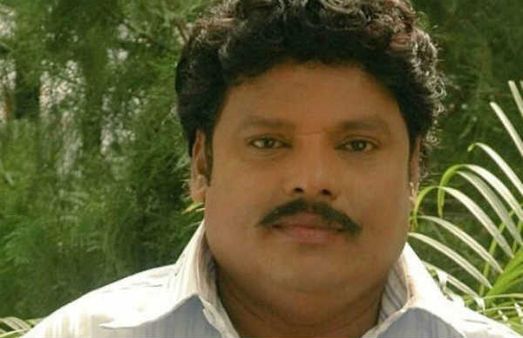 வீட்டில் இருந்தபோது மாரடைப்பு.. பிரபல நடிகர் திடீர் மரணம்.. திரையுலகினர் அதிர்ச்சி!