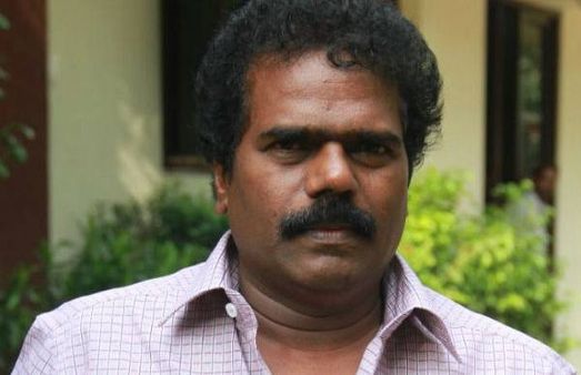 ஜல்லிக்கட்டுப் போட்டியில் வெல்லும் வீரருக்கு கார் பரிசளிப்பதா.? இயக்குனர் தங்கர் பச்சான் கேள்வி