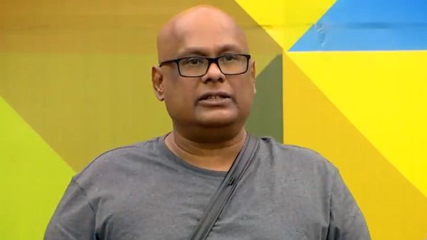 பிக்பாஸ் வீட்டில் ஆரியிடம் பேசியது என்ன? சுரேஷ் தாத்தா டிவிட்ட பாருங்க மக்களே!