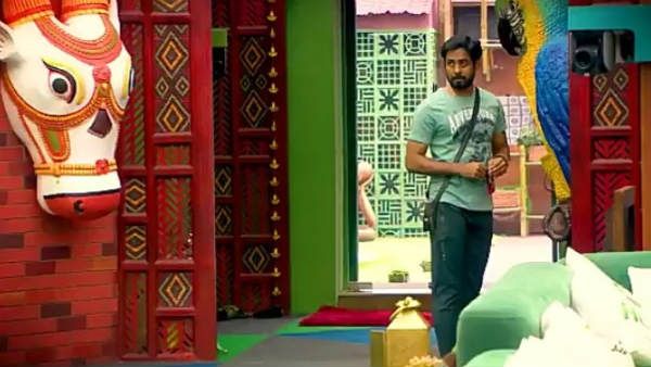 ஆரிக்கு எதிராக சதி நடக்கிறதா? ஆதாரத்துடன் எடுத்துக் காட்டிய ரசிகர்கள்.. விஜய் டிவியின் பிளான் என்ன?