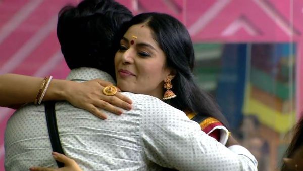 ஆரி உங்களை பார்க்கத் தான் வந்தேன்.. சனம் ஷெட்டியோட இந்த ஒரு வார்த்தை போதும்.. குஷியில் ரசிகர்கள்!