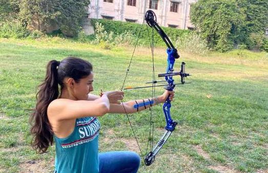 தீவிர வில்வித்தை பயிற்சி... ஆண்ட்ரியாவின் அசத்தலான பிக்ஸ்!