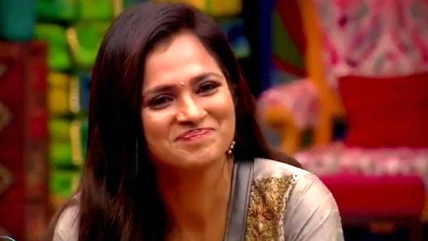 அதான் நேத்து நரி பாண்டியன பார்த்து ஊரே இல்ல.. உலகமே சிரிப்பா சிரிச்சிச்சு.. விளாசும் நெட்டிசன்ஸ்!