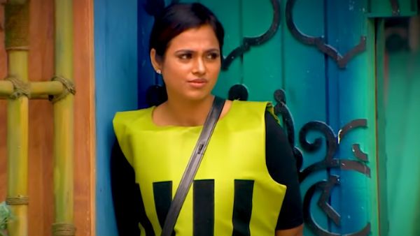 நரித்தனம் பண்ணிய ரம்யா.. வெல்குரோ காயின் டாஸ்க்கில் வெற்றி பெற்றது இவர்தான்.. வேற மாதிரி தெரியுதே!