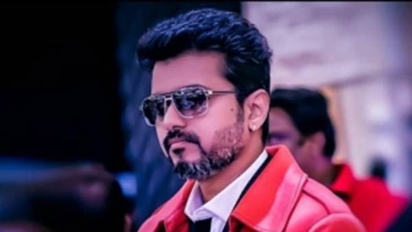 எஸ்.ஏ.சந்திரசேகருடன் இணைந்து செயல்படுவதா? விஜய் மக்கள் இயக்க நிர்வாகிகள் திடீர் நீக்கம்!