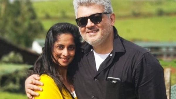 மனைவி ஷாலினியுடன் தல அஜித் செய்த காரியம்...வைரலாகும் போட்டோ