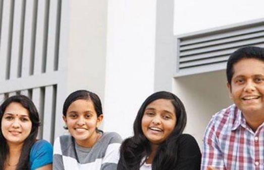 அட அப்படியே இருக்கே.. அப்போ ஜீத்து தான் ஜார்ஜ் குட்டியா? திகிலை கிளப்பும் நெட்டிசன்ஸ்.. ரகளை!