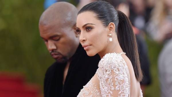 7 ஆண்டு கால காதல் திருமணம் முடிவுக்கு வந்தது.. விவாகரத்து நோட்டீஸ் கொடுத்த கிம் கர்தாஷியன்!