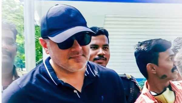 5 ஆண்டுகளுக்கு பிறகு கெட்அப்பை மாற்றி அஜித்...இணையத்தை கலக்கும் லேட்டஸ்ட் போட்டோ