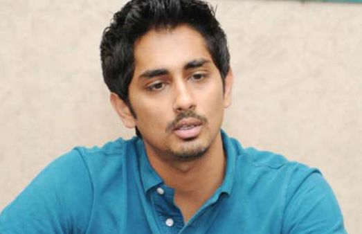 5 முறை ஹேக் செய்யப்பட்டது.. என் டிவிட்டுகள் மறைக்கப்படுகின்றன.. பிரபல நடிகர் டிவிட்டர் மீது புகார்!