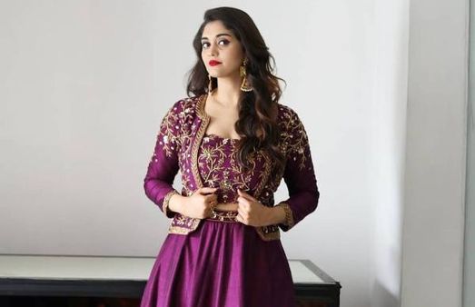 சஷி பட ப்ரோமோஷனில் சுரபி எடுத்த க்யூட் போட்டோஸ்!