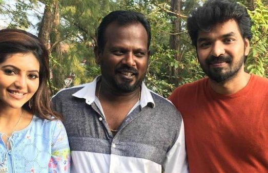 பயமுறுத்தும் மண்டை ஓடுகளுக்கு நடுவே ஜெய்... எண்ணித்துணிக. ஃபர்ஸ்ட் லுக் ரிலீஸ்!