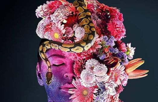 தலையில் பாம்பை ஓடவிட்டு.. நிர்வாண போட்டோஷூட் நடத்திய எல். ராமசந்திரன்.. மிரட்டும் மேக்கிங் வீடியோ!