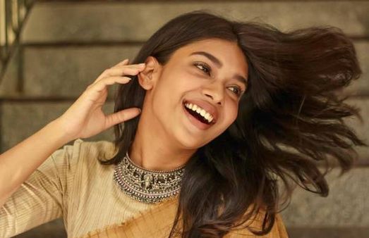 பா ரஞ்சித் படத்துல எனக்கு இப்படிதான் வாய்ப்பு கிடைச்சுது.. மனம் திறந்த தர்ஷா விஜயன்!