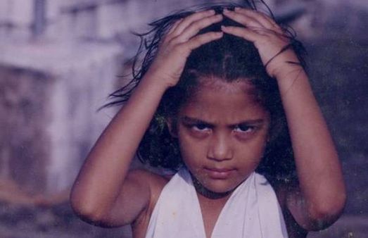 அருவி ஹீரோயினா இது? சின்ன வயசுலயே என்னவொரு ஸ்டைல்.. அதிதி பாலனை பார்த்து வாய் பிளக்கும் ஃபேன்ஸ்!