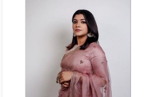 தளுக்கு மொளுக்குனு சதை போட்ட சூரைப்போற்று நாயகி…வைரலாகும் புகைப்படம் !