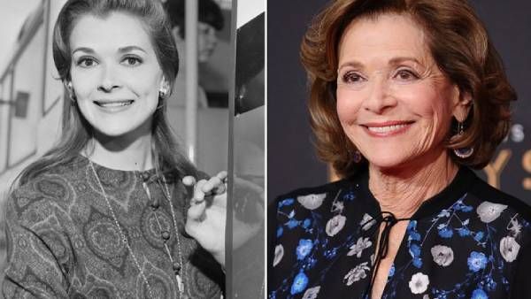 60 ஆண்டுகள்.. சினிமாவே மூச்சு என வாழ்ந்த பழம்பெரும் நடிகை காலமானார்.. பிரபலங்கள் இரங்கல்