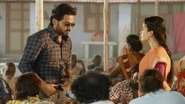 செம மிரட்டல்.. 100 தல ராவணனாம்.. அப்ளாஸை அள்ளும் சுல்தான் ட்ரெயிலர்!