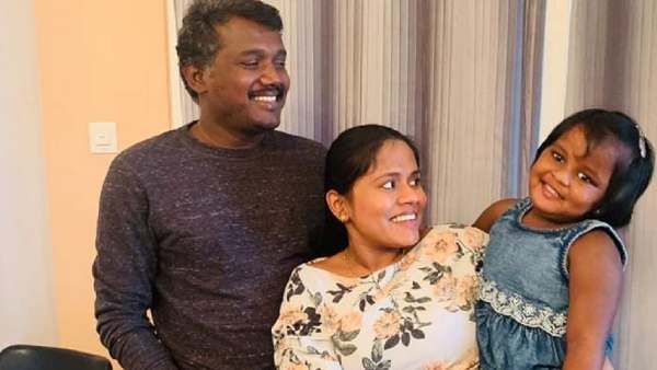 ஆண் குழந்தைக்கு அப்பாவான தனுஷ் பட இயக்குநர்.. தீயாய் பரவும் போட்டோ!