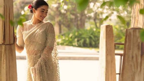 16 வயதினிலே ஸ்ரீதேவி மாதிரி .. சைட் ரோஸில் வெட்கப்பட்ட ரஷ்மிகா!