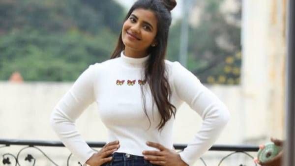 ஜீன்ஸ் டிஷர்ட்.. சங்கி மங்கி கொண்டை.. ஆளே மாறிப்போன ஐஸ்வர்யா ராஜேஷ்.. வாயை பிளக்கும் நெட்டிசன்ஸ்!