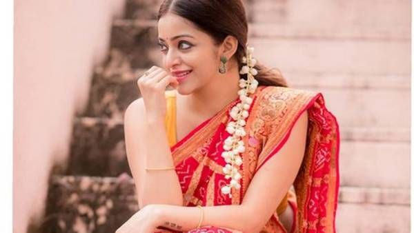 கம்பளிப்பூச்சிக்கு தங்கச்சியாக மாறிய ஜனனி.. கண்ணு செம்ம.. போங்க.. கொஞ்சும் ரசிகர்கள்!