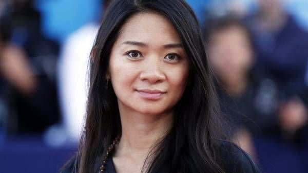 சிறந்த இயக்குநர்.. ஆஸ்கர் விருதை தட்டி தூக்கிய சீனப் பெண்..உலக சினிமாவை உற்றுநோக்க வைத்த இவர் யார்?