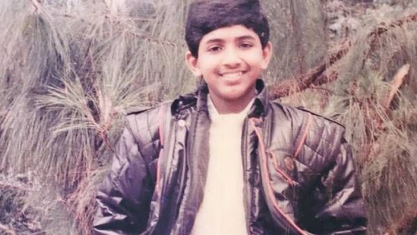 ப்பா… என்ன ஸ்மார்ட்டா இருக்காரு… இணையத்தில் வைரலாகும் அருண்விஜய்யின் சிறுவயது போட்டோ !