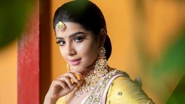 குக்வித் கோமாளி புகழ் பவித்ராவிற்கு அடித்தது யோகம்… விஷயம் என்னன்னு தெரியுமா ?