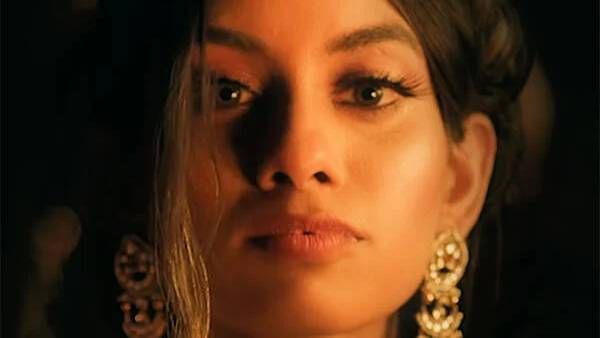 ஒரு மாசம் கூட ஆகல.. அதுக்குள்ள 100 மில்லியன் வியூஸ்.. பட்டித் தொட்டி எங்கும் என்ஜாய் எஞ்சாமி தான்!