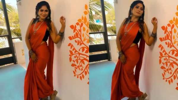 அட.. பிக்பாஸ் ஜூலியா இது.. தழைய தழைய சேலை.. ஸ்லீவ்லெஸ் ஜாக்கெட்.. கொள்ளை அழகு.. ஜொள்ளும் ஃபேன்ஸ்!