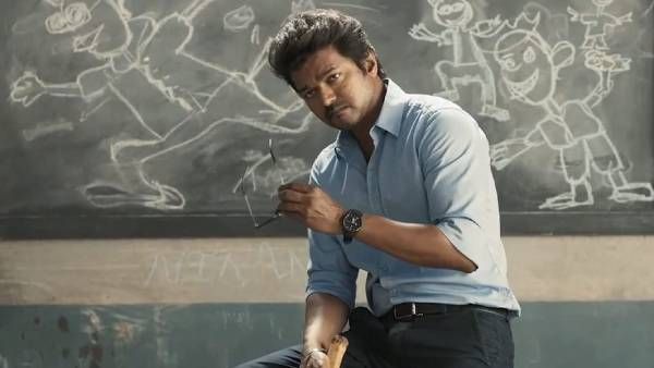 வேற லெவல் பாக்ஸ் ஆபிஸ் வருமே.. மாஸ்டர் இந்தி ரீமேக்கில் நடிக்க அந்த ஹீரோவிடம் பேச்சுவார்த்தை!