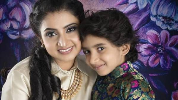 வாவ்...மகனுடன் கலர்ஃபுல் ஃபோட்டோஷூட்...அசத்திய 'பாண்டியன் ஸ்டோர்ஸ்' பிரபலம்