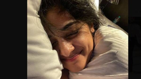 கொரோனாவிலிருந்து மீண்ட பிரபல தமிழ் நடிகை ரசிகர்களுக்கு நன்றி... புதிதாய் பிறந்தது போல உணர்கிறேன்!