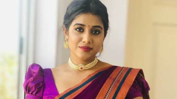 மங்களகரமான சேலையில் மகரந்த இடுப்பு தெரிய அப்பப்பா... இதயத்தை கொள்ளையடிக்கும் ஷில்பா!