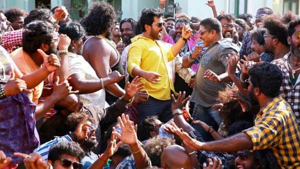 நூறு தலை ராவணன்.. தியேட்டர்களில் வசூல் வேட்டை ஆடும் சுல்தான்.. முதல் நாள் வசூல் எவ்ளோ தெரியுமா?