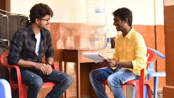 ட்விட்டரில் ட்ரெண்டான #5YearsOfTheri.. படக்குழுவுக்கு நன்றி சொன்ன அட்லீ