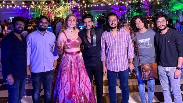 ஹாலிவுட் ஹீரோயின் ரேஞ்சுக்கு ஜூவாலா கட்டா.. கோலாகலமாய் நடந்த விஷ்ணு விஷால் திருமண ரிசெப்ஷன்!