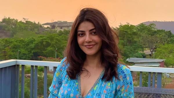 அழகு நிறைந்த சூரிய உதயம்… வெள்ளிக்கீற்றை தேடுகிறேன்… விடியலை ரசித்த காஜல் அகர்வால் !