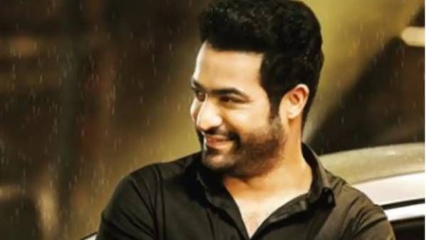 ‘’RRR’’ புதிய போஸ்டர்… ஜூனியர் என்டிஆர் பிறந்தநாளில் ரிலீஸ் !