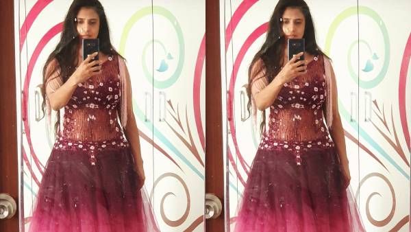 47 வயதில் ட்ரான்ஸ்ப்ரன்ட் டிரெஸில் செல்பி எடுத்த நடிகை கஸ்தூரி.. என்னா அழகு என ஜொள்ளும் ஃபேன்ஸ்!