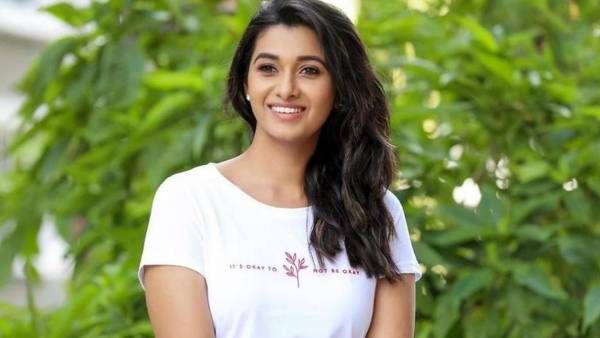 எப்படிங்க இப்படி.. பிரியா பவானிசங்கரை நோக்கி ஓடி வரும் வாய்ப்புகள்.. காரணம் இதுதானாம்!