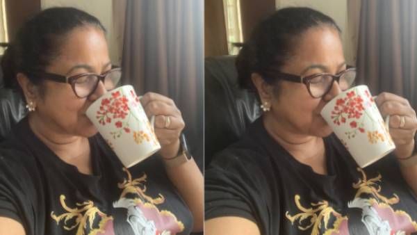 கண்ணை மூடிட்டு.. ருசிச்சு சுவைச்சு குடிச்ச ராதிகா.. தெய்வீகமய்யா!