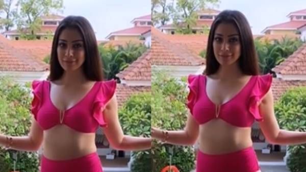 ரசிகர்களை தாக்கிய கவர்ச்சி சுனாமி... திக்குமுக்காடிய ரசிகர்கள்