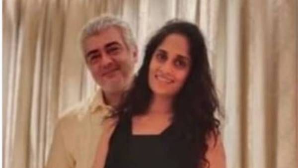 மனைவியுடன் அஜித்...டிரெண்டிங் ஆகும் க்யூட்டான அரிய ஃபோட்டோ