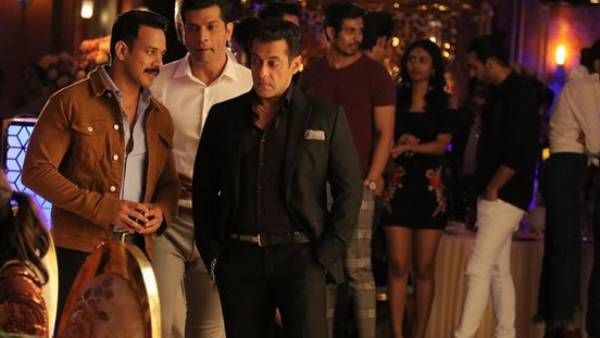 ‘’ராதே’’ படப்பிடிப்புத்தள புகைப்படம்… இன்ஸ்டாவில் பகிர்ந்தார் பரத்!